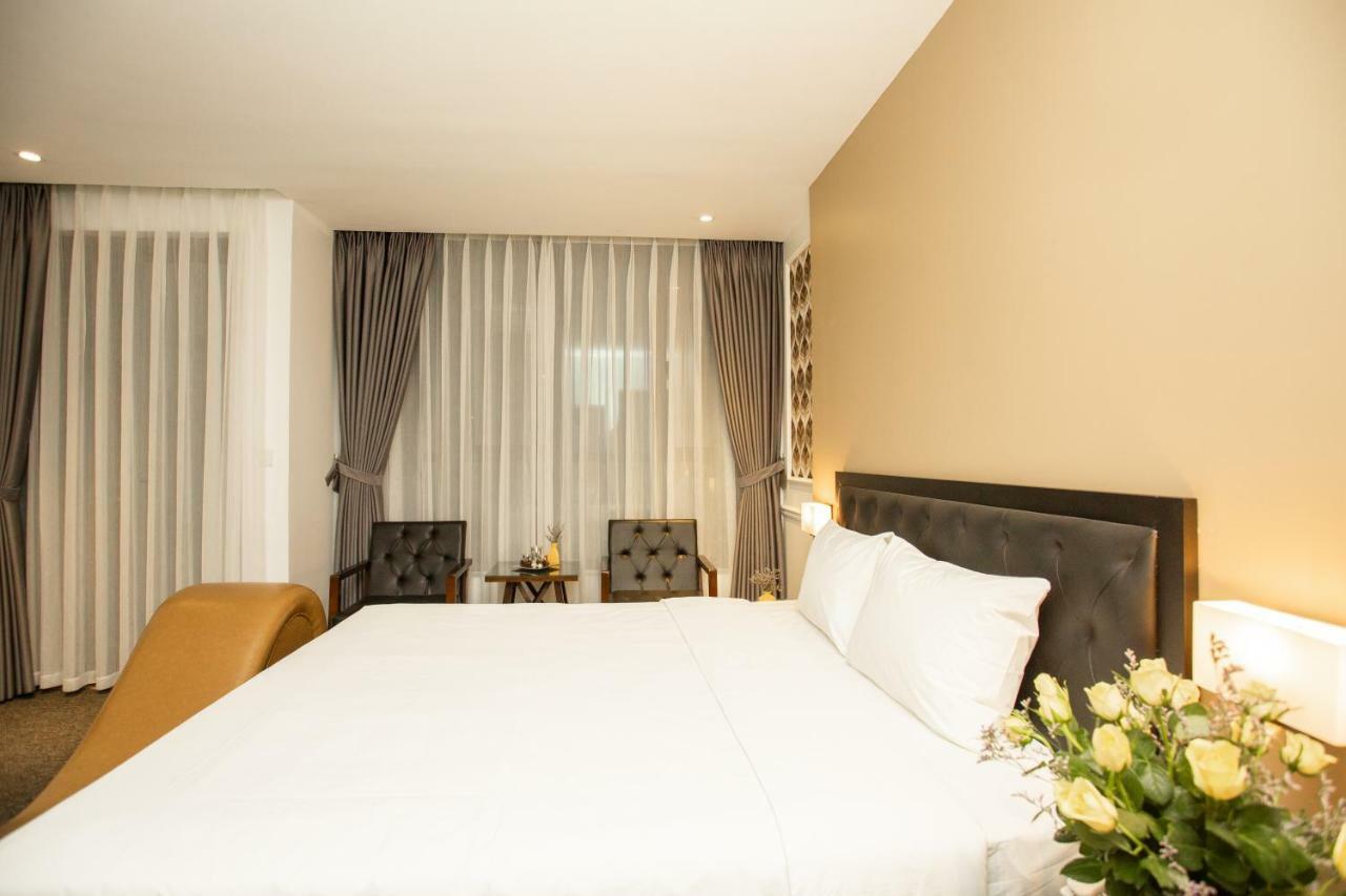 Adeline Hotel Hanoi Exteriör bild